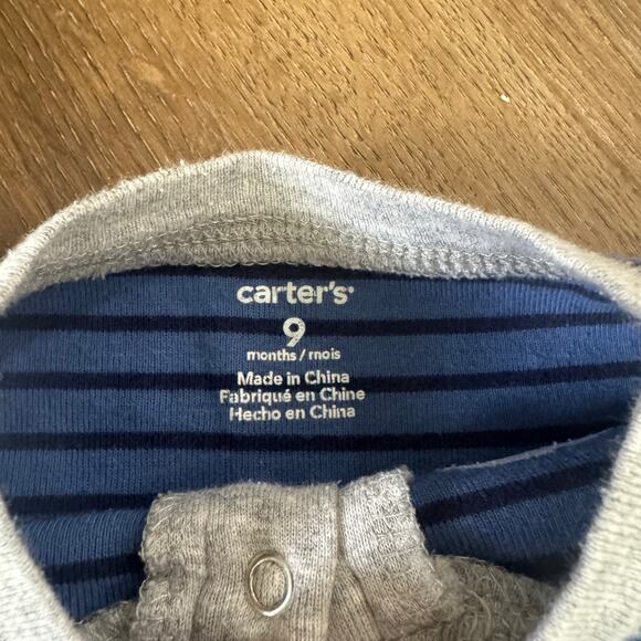 Carter's Long Sleeve Onesie Bundle: Airplanes, Anchor, Dinosaurs - Picture 5 of 7